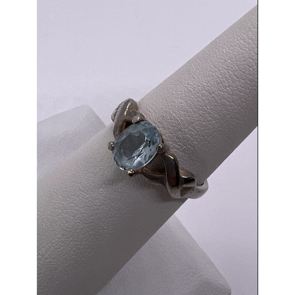 925 Sterling Silver Topaz Ring Size 6.5